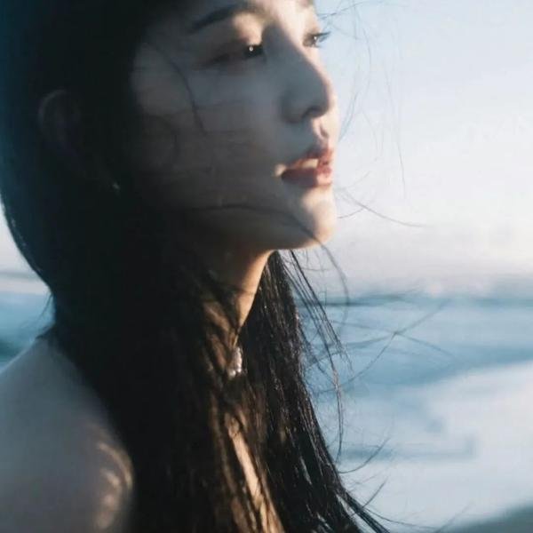 骆驼不会独自哭泣